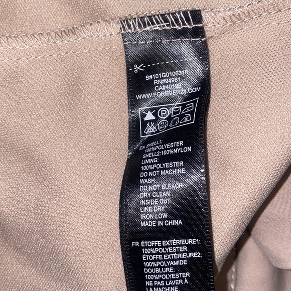 Forever 21 Large Tan Ruffle Skirt - Picture 5 of 5